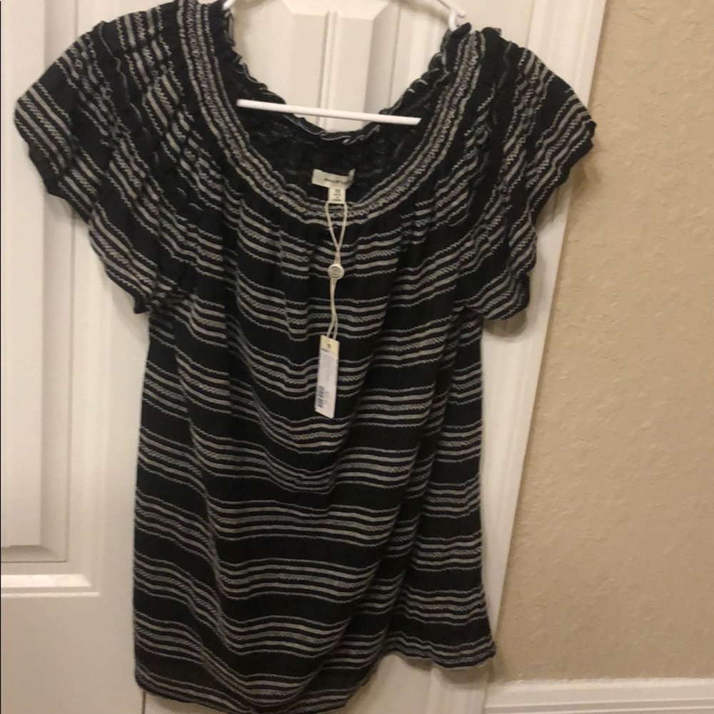 Max Studio Off The Shoulder Top NWT XS